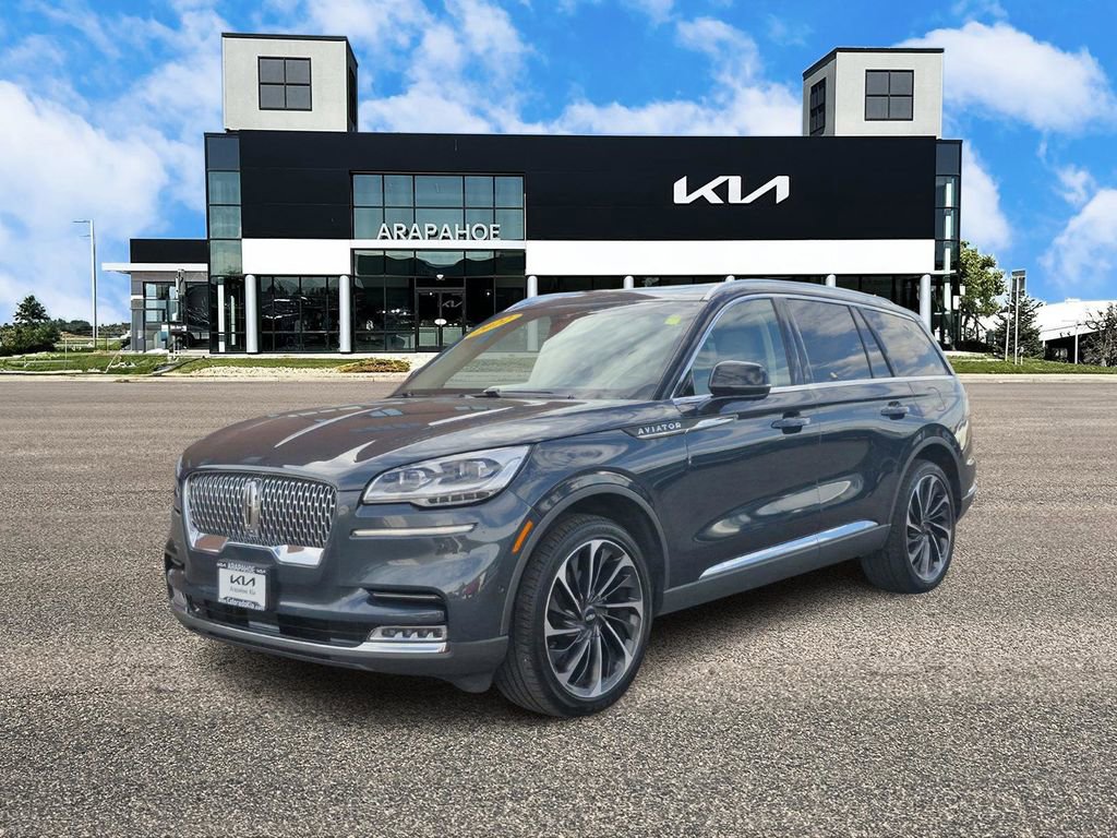 Used 2022 Lincoln Aviator Reserve w/ Equipment Group 201A image 4