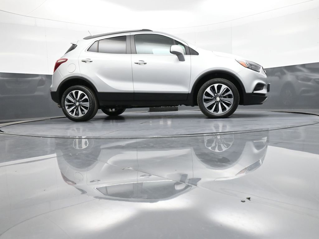 Used 2022 Buick Encore Preferred w/ Safety Package image 28