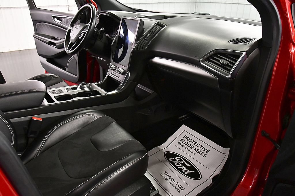 Used 2022 Ford Edge ST w/ Equipment Group 401A AWD/4WD image 29