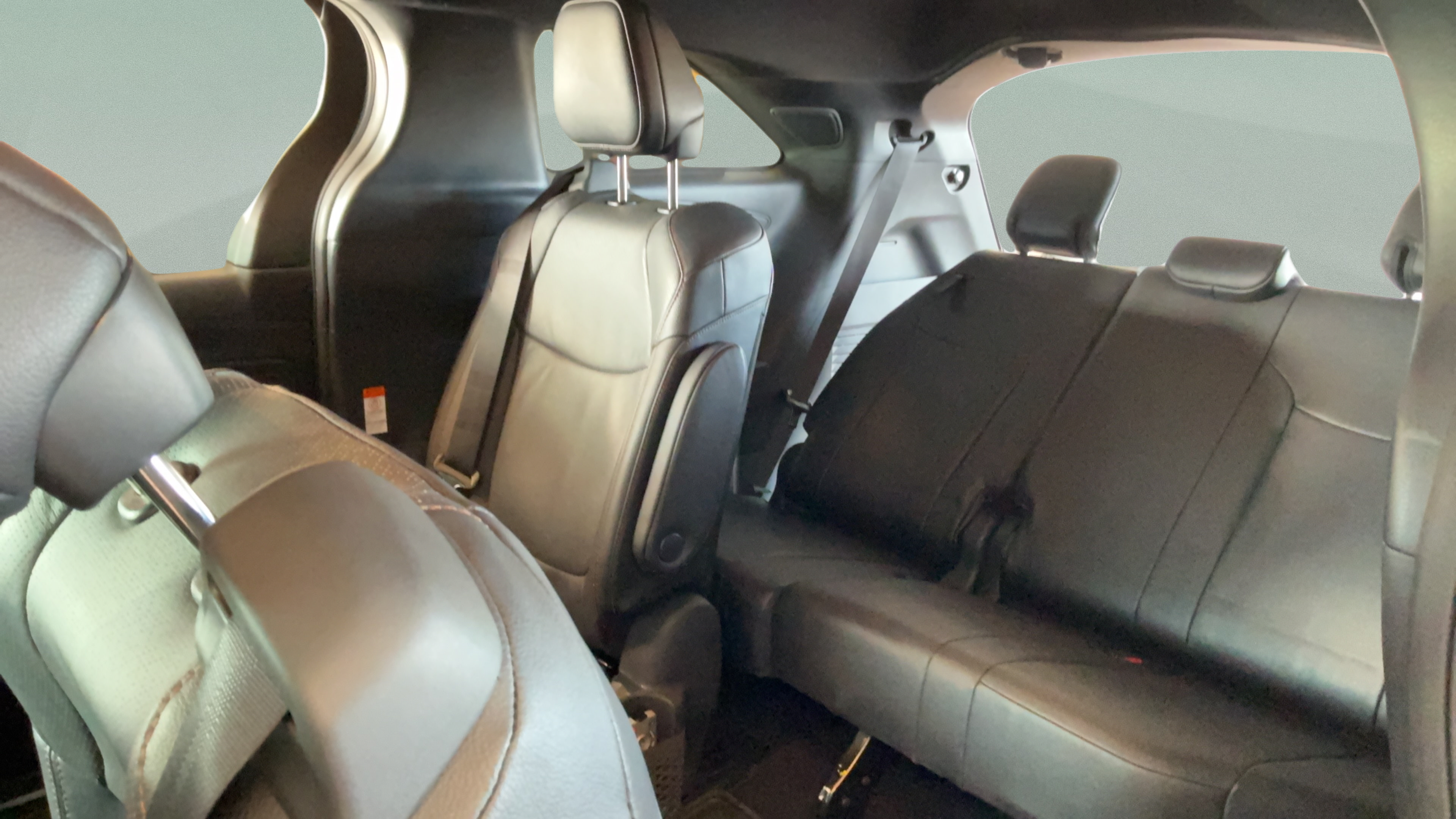 Certified 2025 Toyota Sienna Limited AWD/4WD image 32