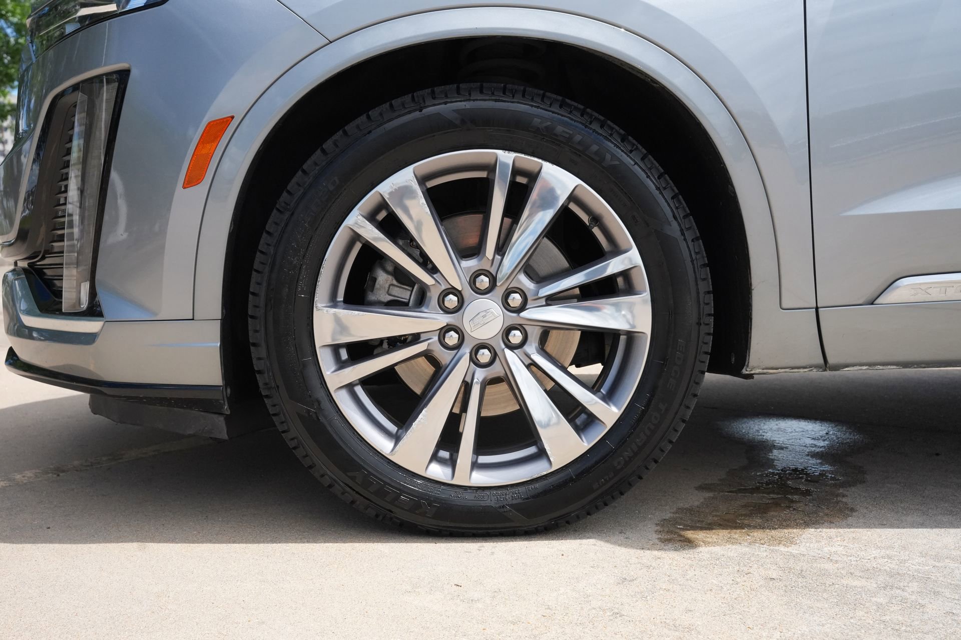 Certified 2024 Cadillac XT6 Premium Luxury FWD image 31