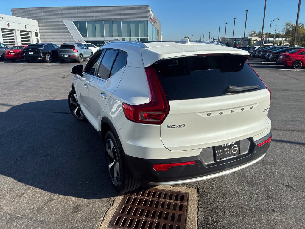 Certified 2024 Volvo XC40 B5 Core AWD/4WD image 8