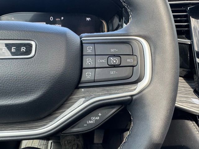 Used 2022 Jeep Wagoneer Series III w/ Premium Group I image 15