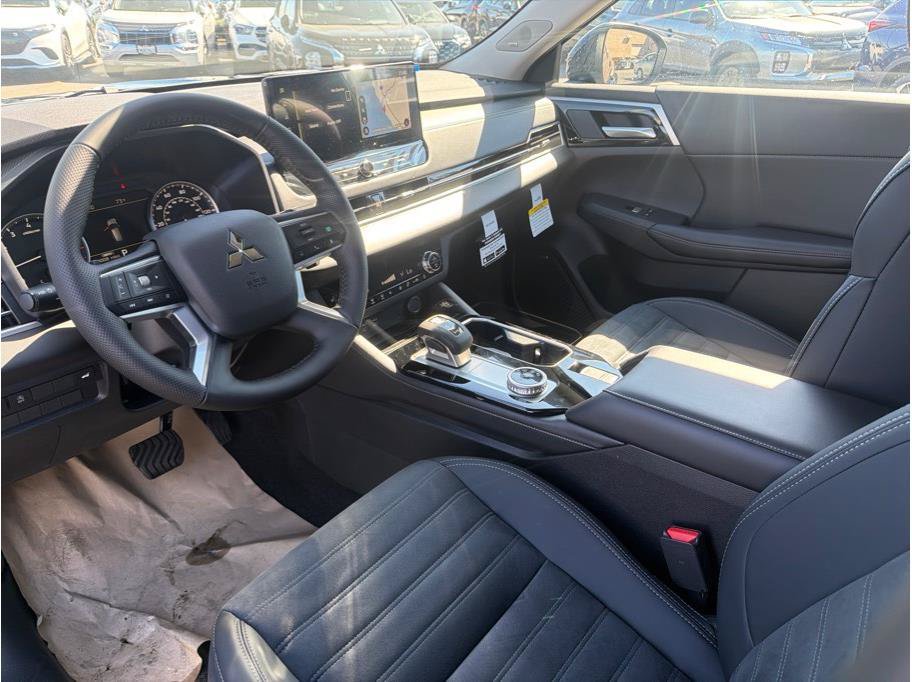 New 2026 Mitsubishi Outlander SE FWD image 21