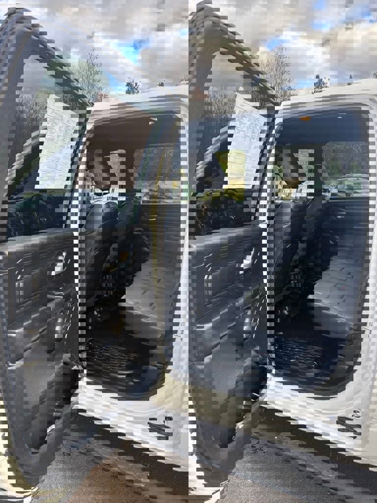 Used 2024 RAM 1500 Tradesman image 19