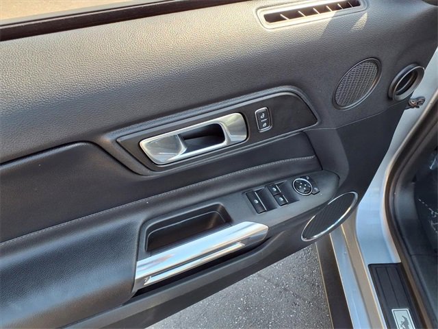 Used 2020 Ford Mustang GT Premium image 11