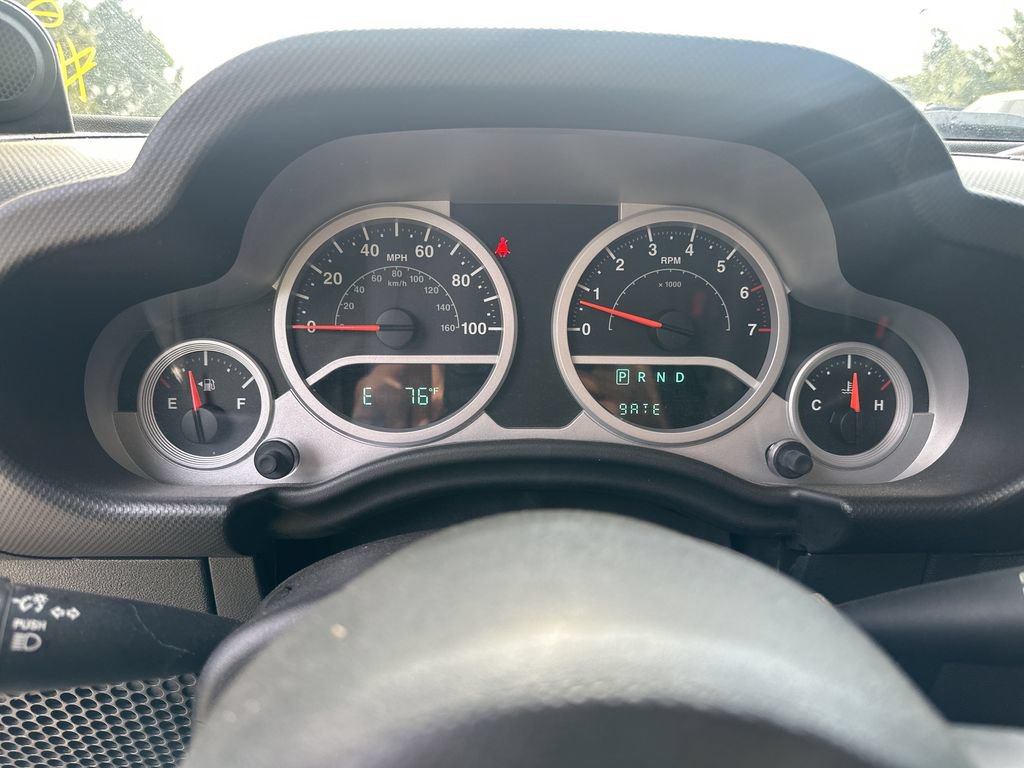 Used 2010 Jeep Wrangler Unlimited Sport AWD/4WD image 23