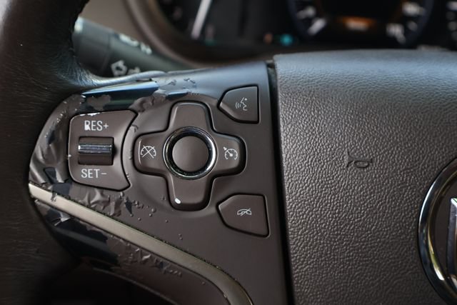 Used 2014 Buick LaCrosse Leather FWD image 21