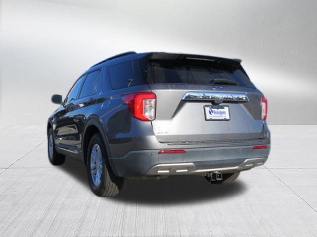 Used 2022 Ford Explorer XLT w/ Equipment Group 202A image 5