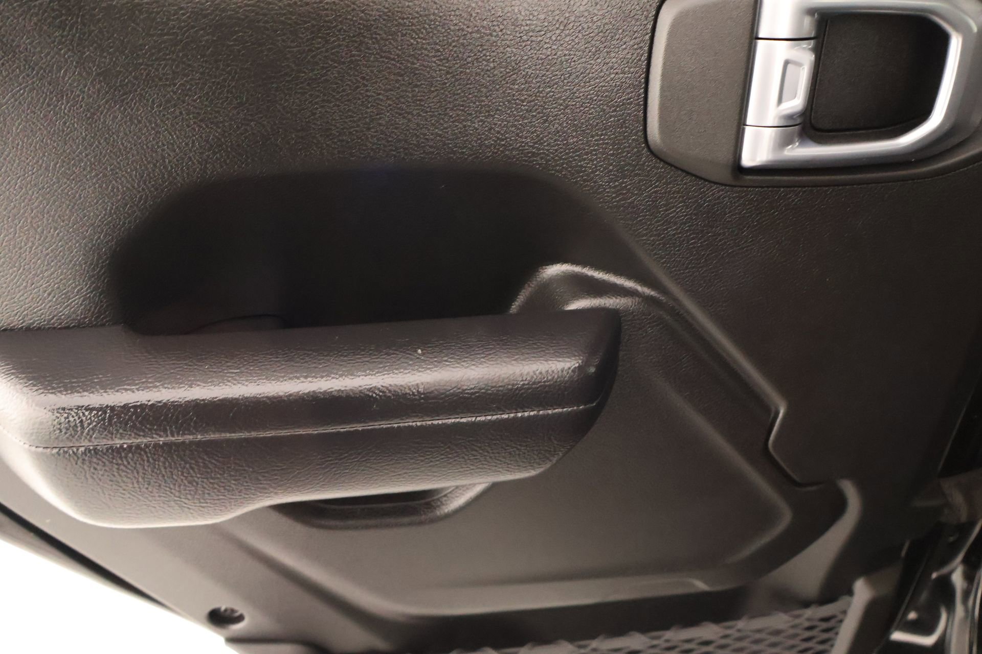 Used 2023 Jeep Gladiator Willys image 16