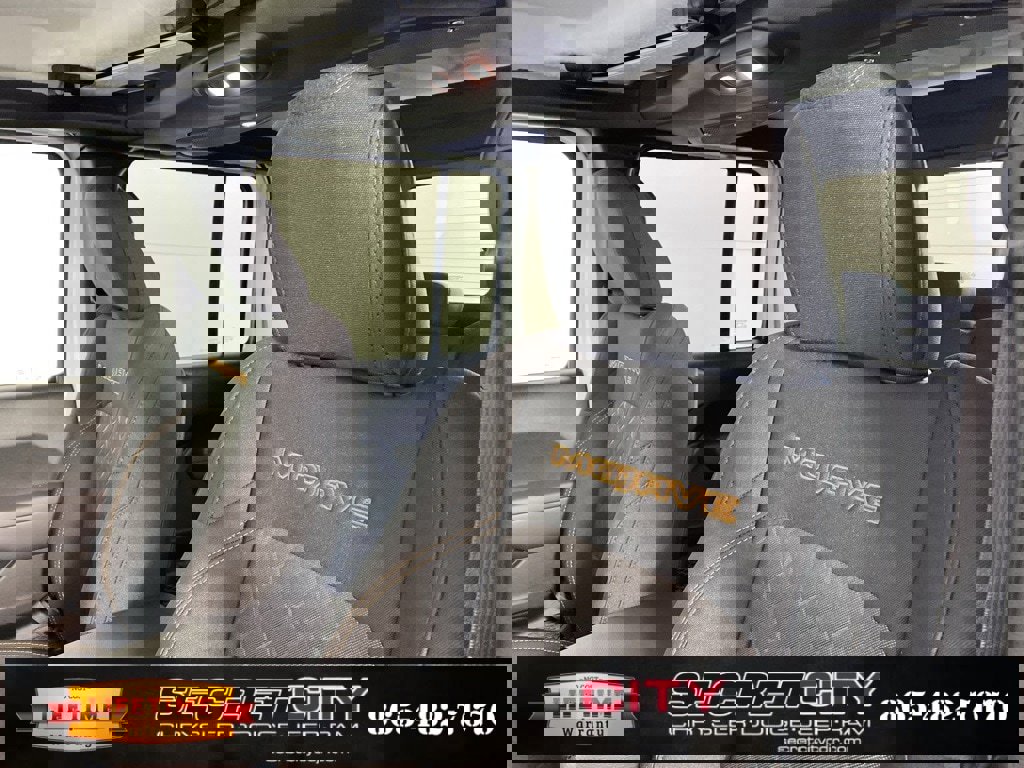 New 2026 Jeep Gladiator Mojave image 10