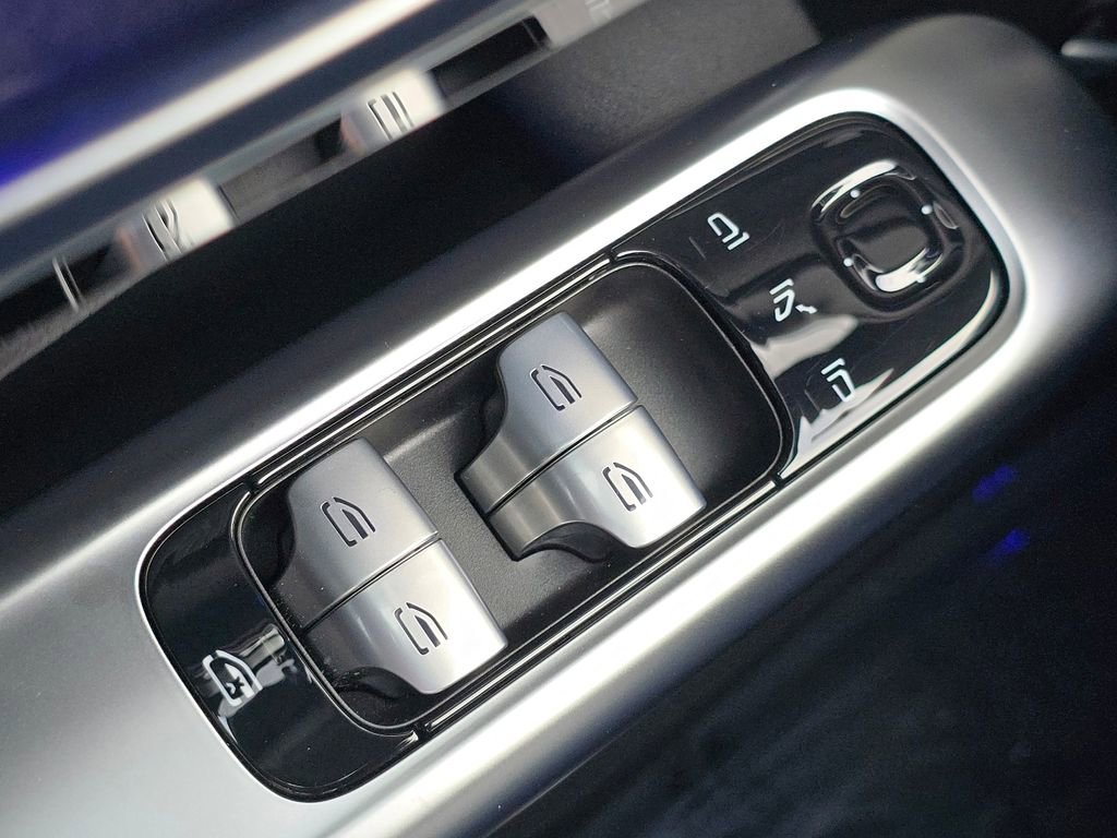 Certified 2025 Mercedes-Benz C 300 4MATIC Sedan image 26