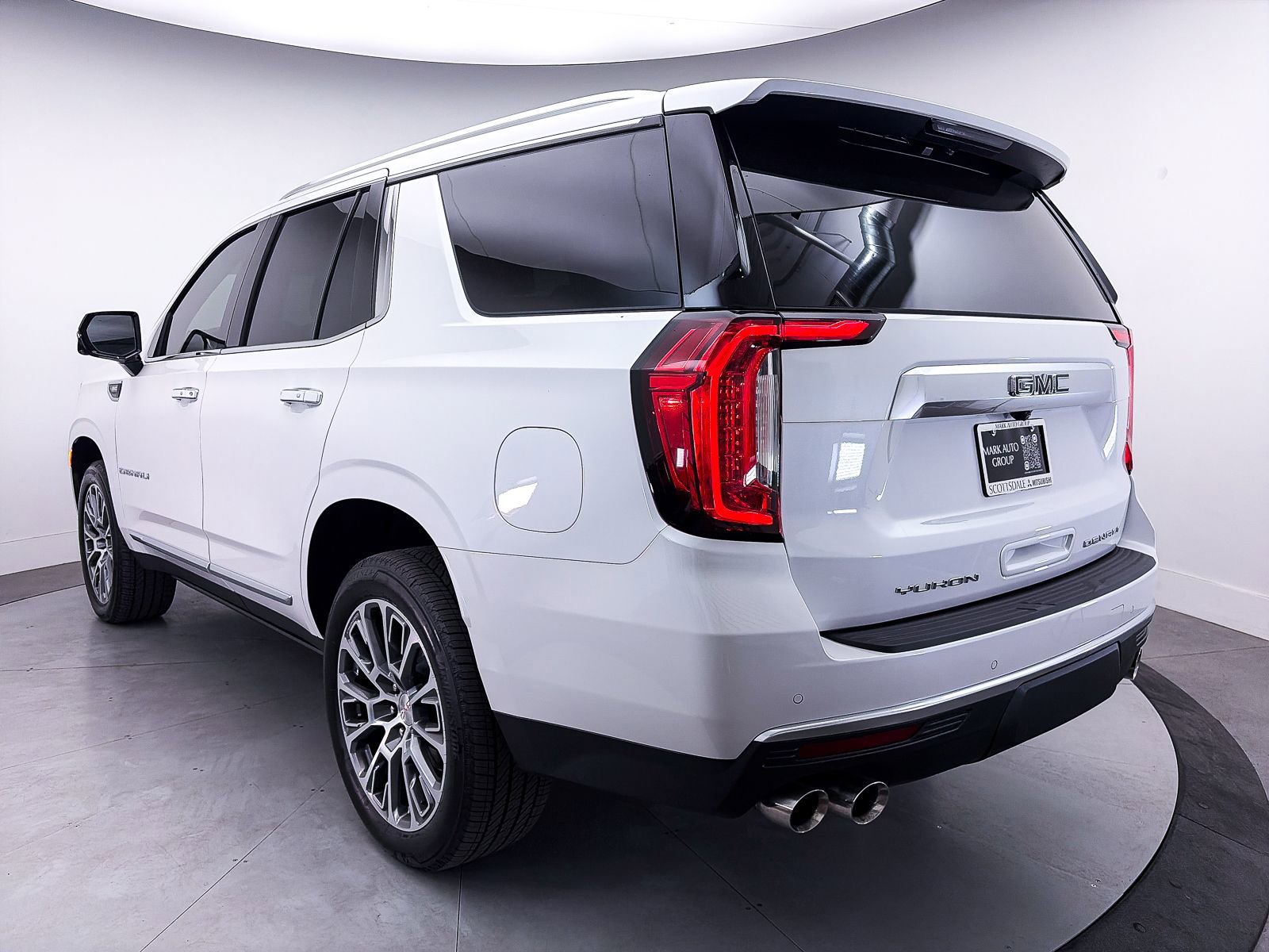Used 2024 GMC Yukon Denali w/ Max Trailering Package image 16