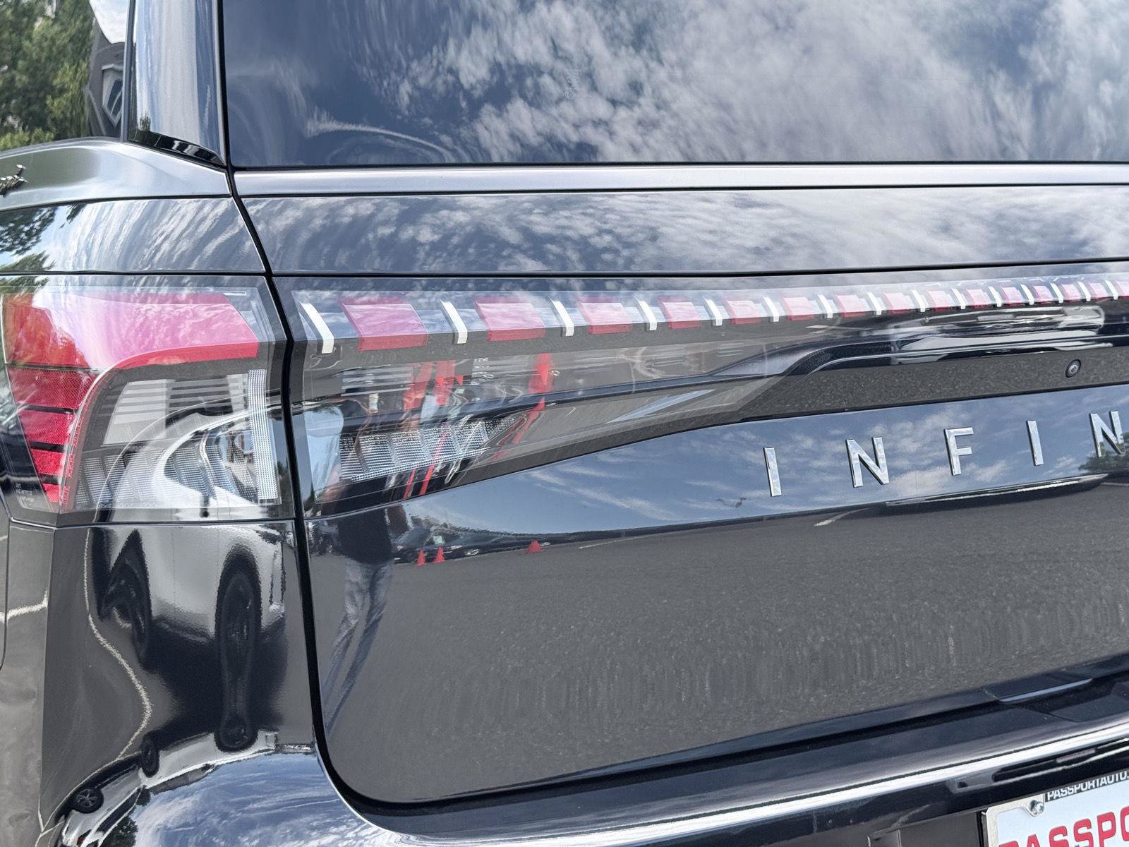 New 2027 INFINITI QX80 Autograph w/ Premium Cargo Package AWD/4WD image 7