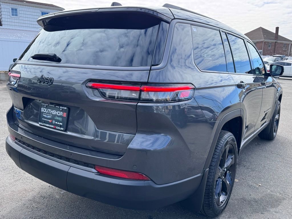 New 2026 Jeep Grand Cherokee L Limited w/ Limited Altitude Package AWD/4WD image 7