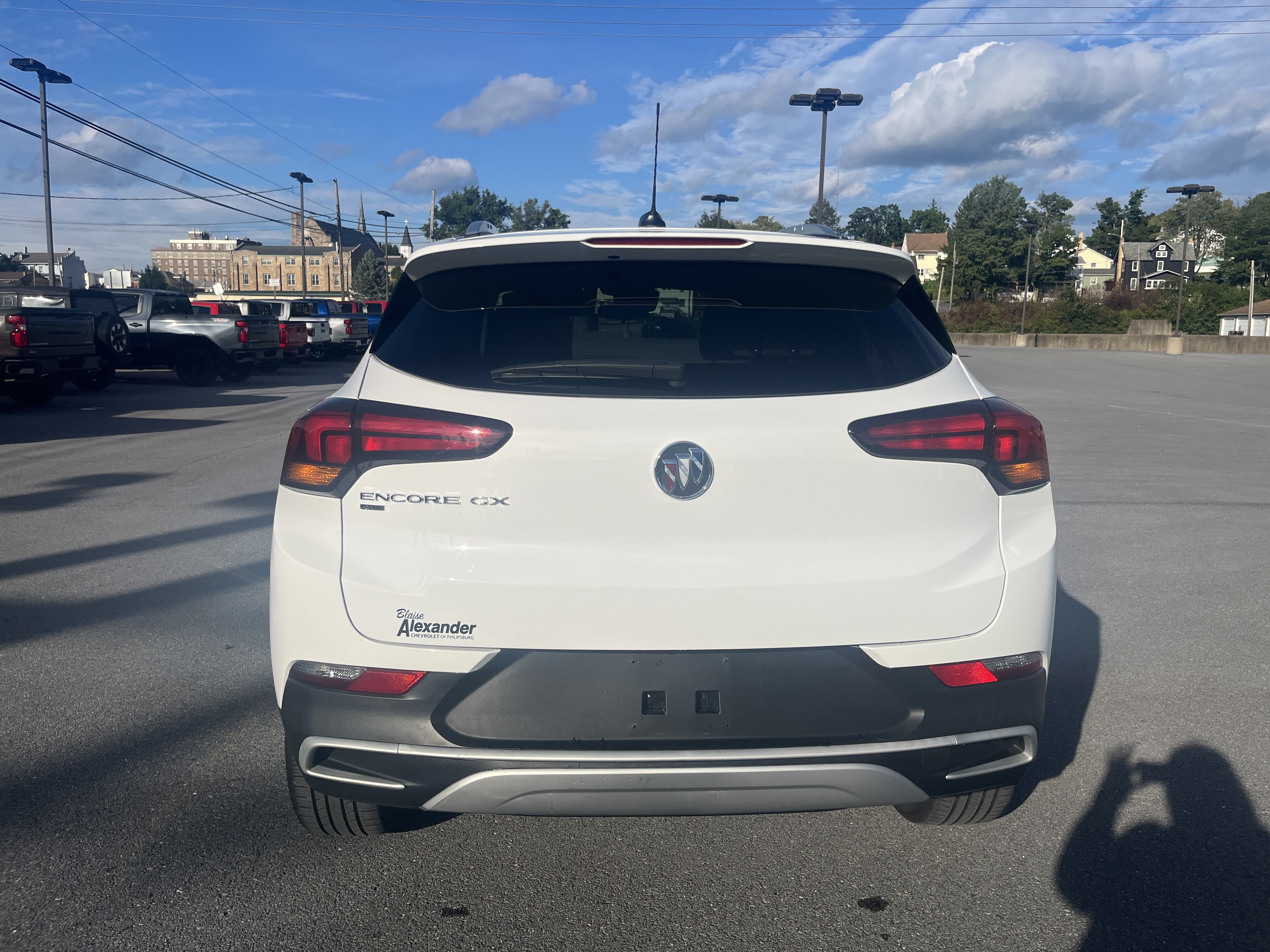 Used 2023 Buick Encore GX Select w/ Safety Package II AWD/4WD image 14
