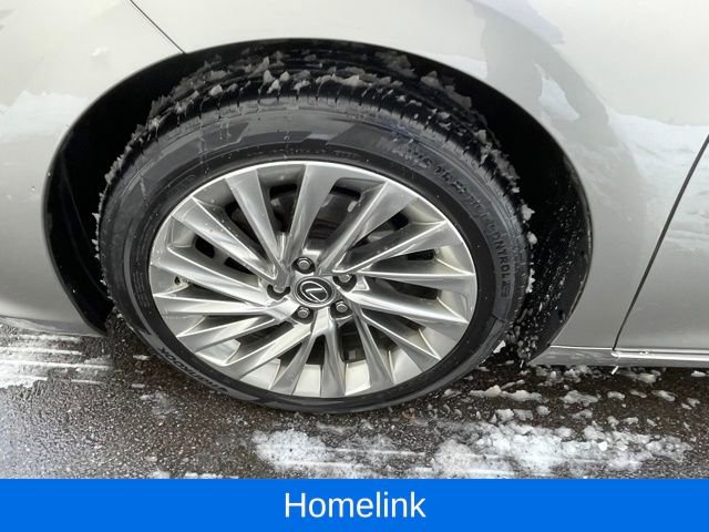 Used 2020 Lexus ES 350 w/ Luxury Package image 39