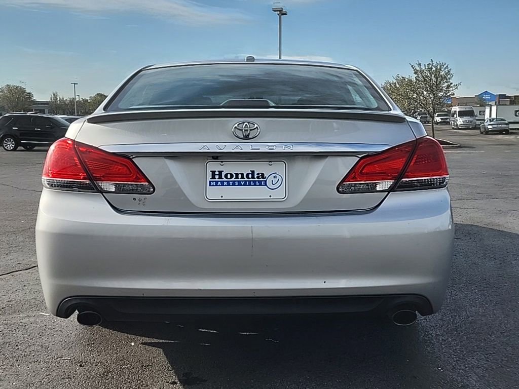 Used 2012 Toyota Avalon Limited image 6