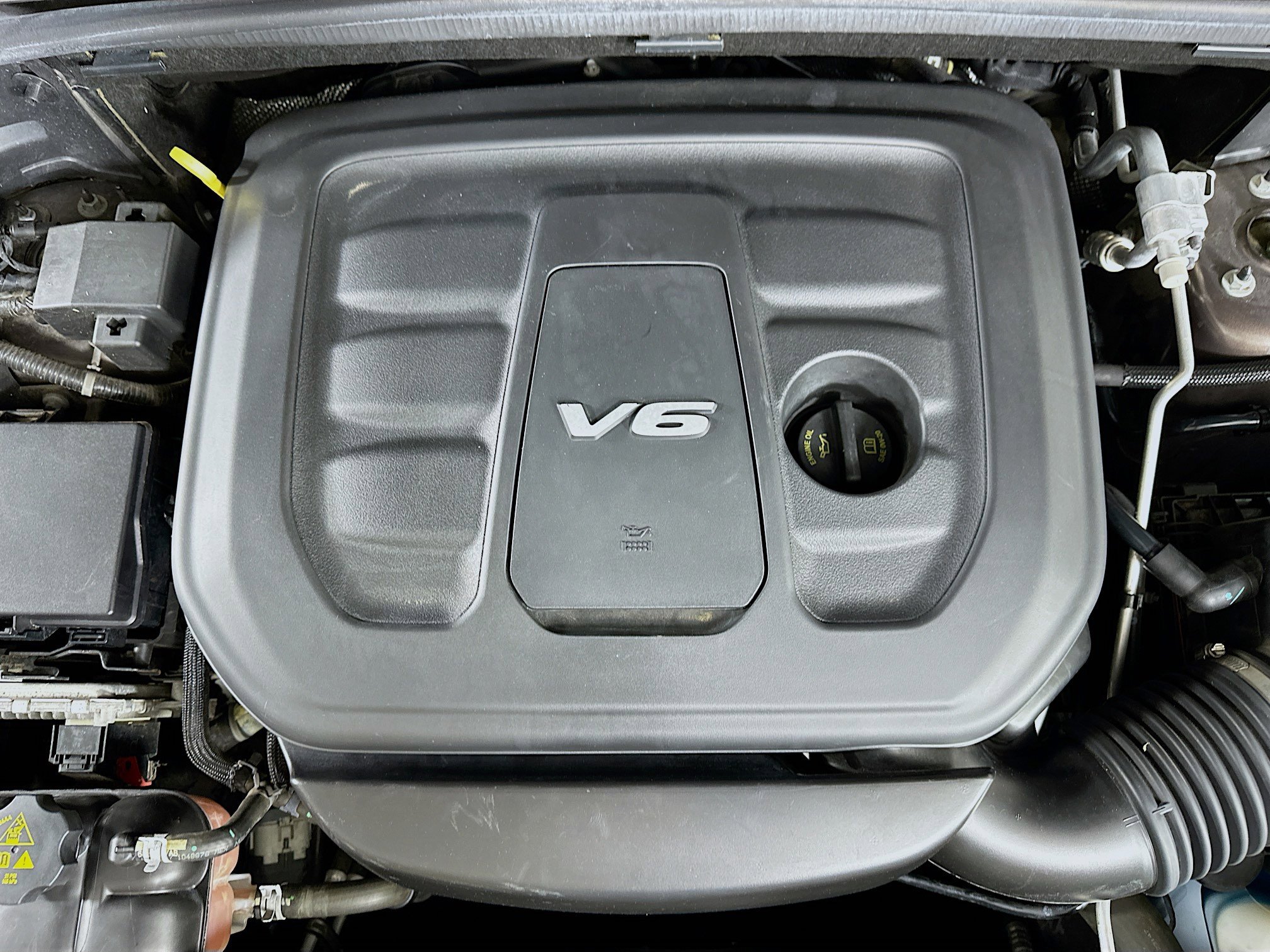 Used 2017 Jeep Grand Cherokee Overland AWD/4WD image 35