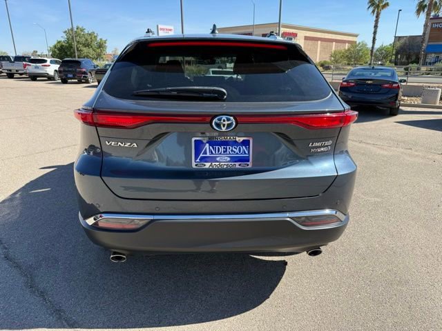Used 2021 Toyota Venza Limited w/ Carpet Mat Package (TMS) AWD/4WD image 7