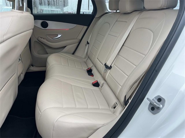 Used 2022 Mercedes-Benz GLC 300 image 19