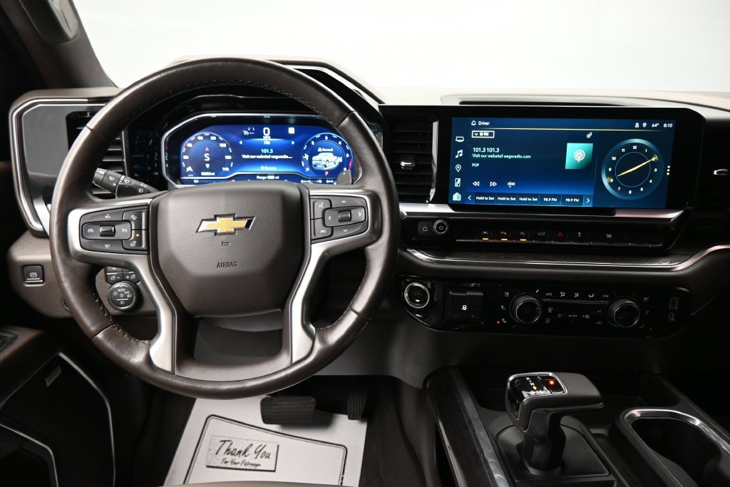 Used 2023 Chevrolet Silverado 1500 LTZ AWD/4WD image 15
