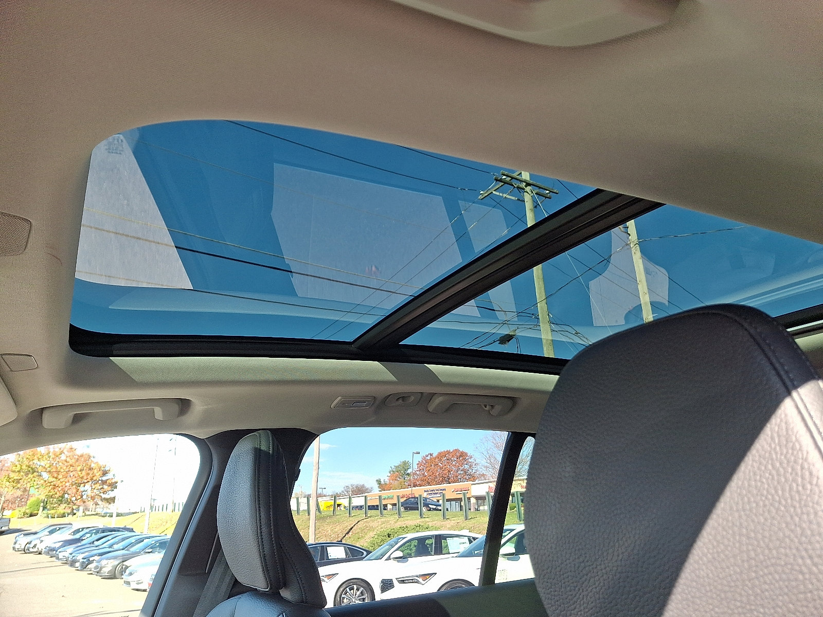 Used 2024 Volvo XC90 B6 Plus w/ Protection Package Premier image 14