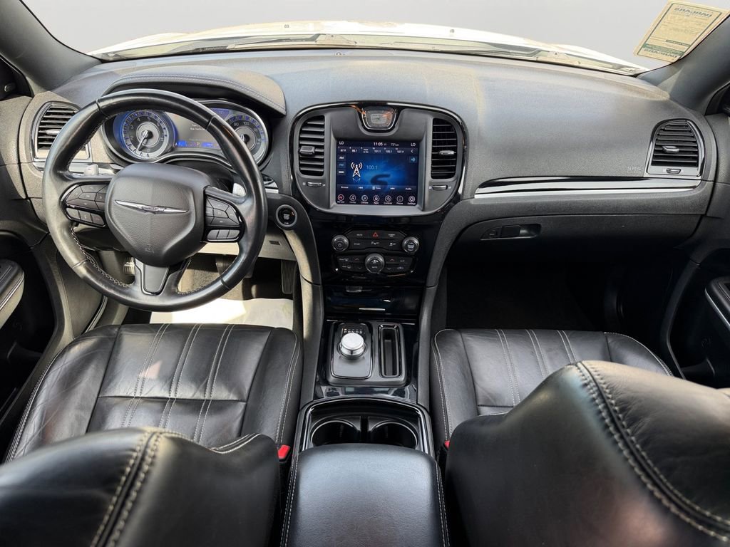 Used 2022 Chrysler 300 S RWD image 17