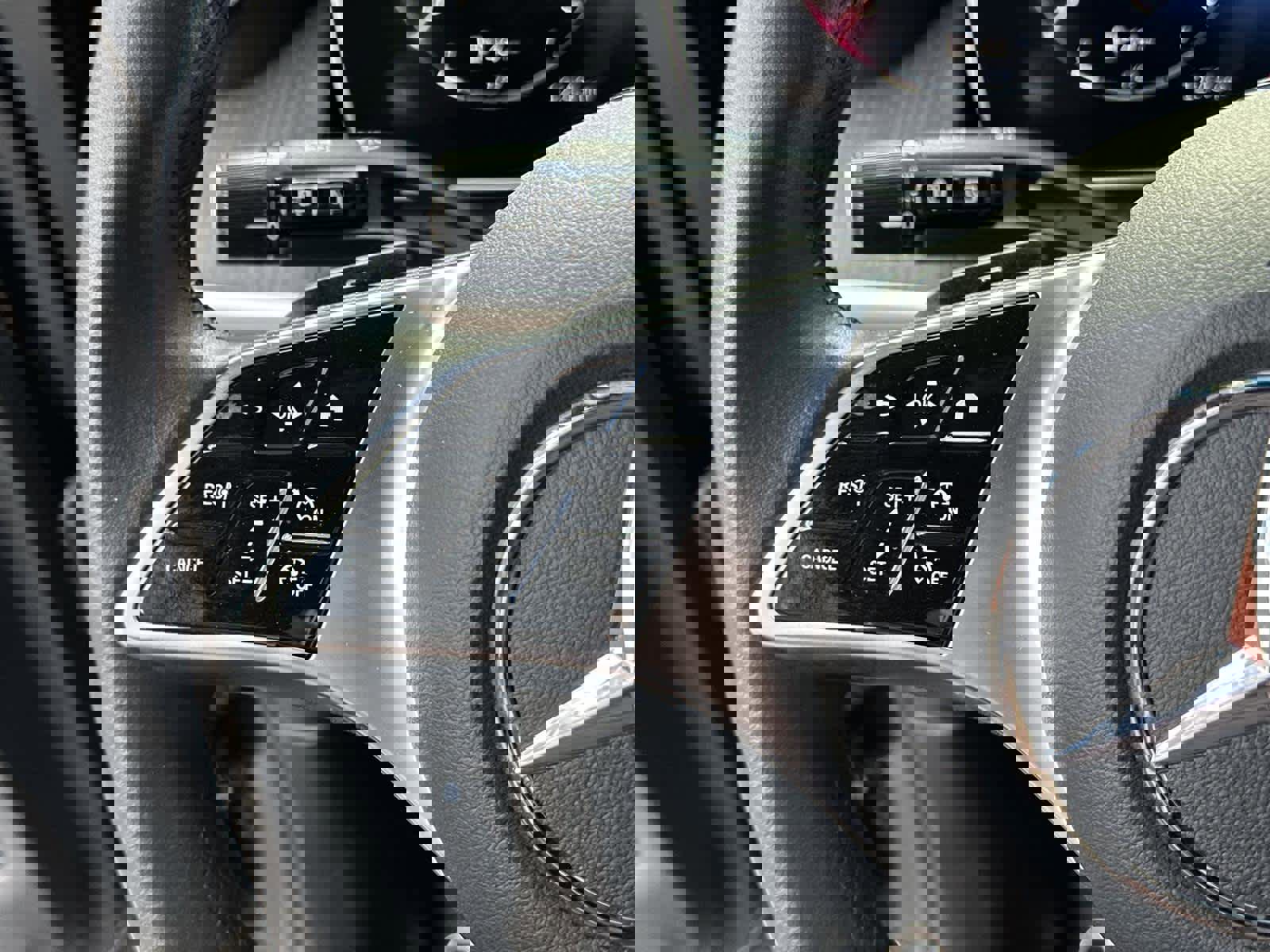 Used 2024 Mercedes-Benz GLC 300 image 24