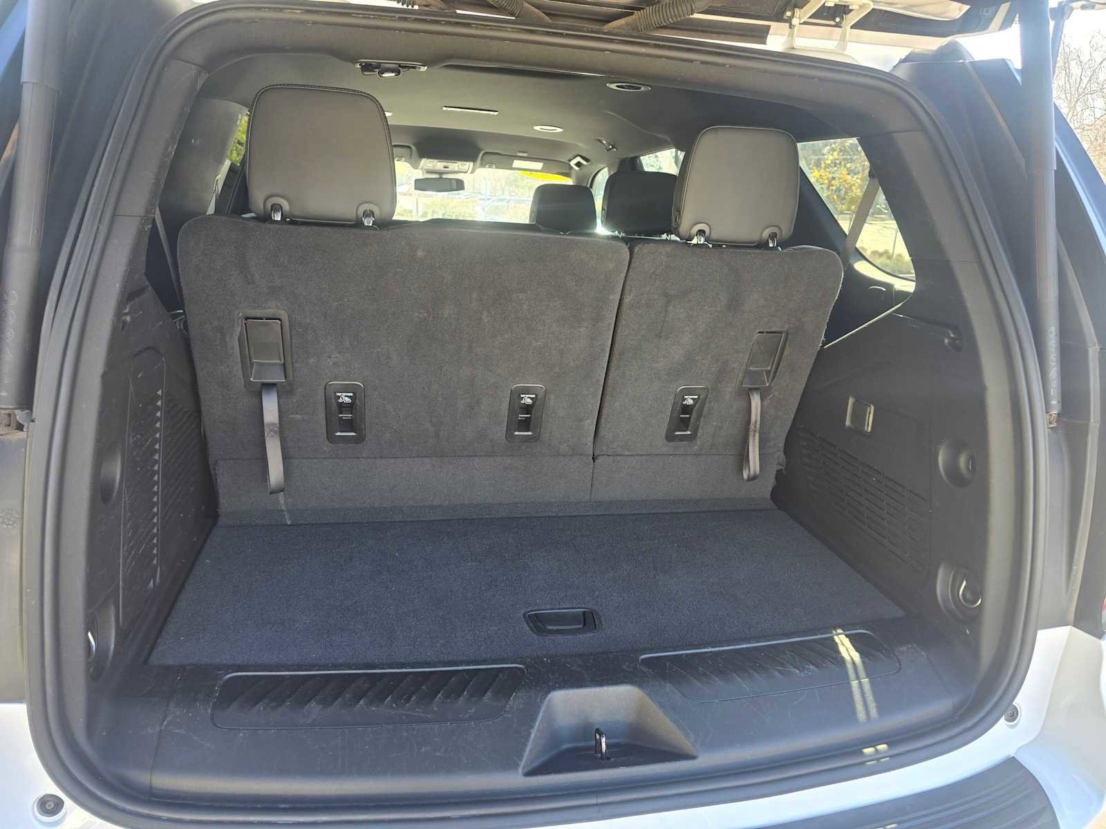 Used 2024 Chevrolet Tahoe LT image 17