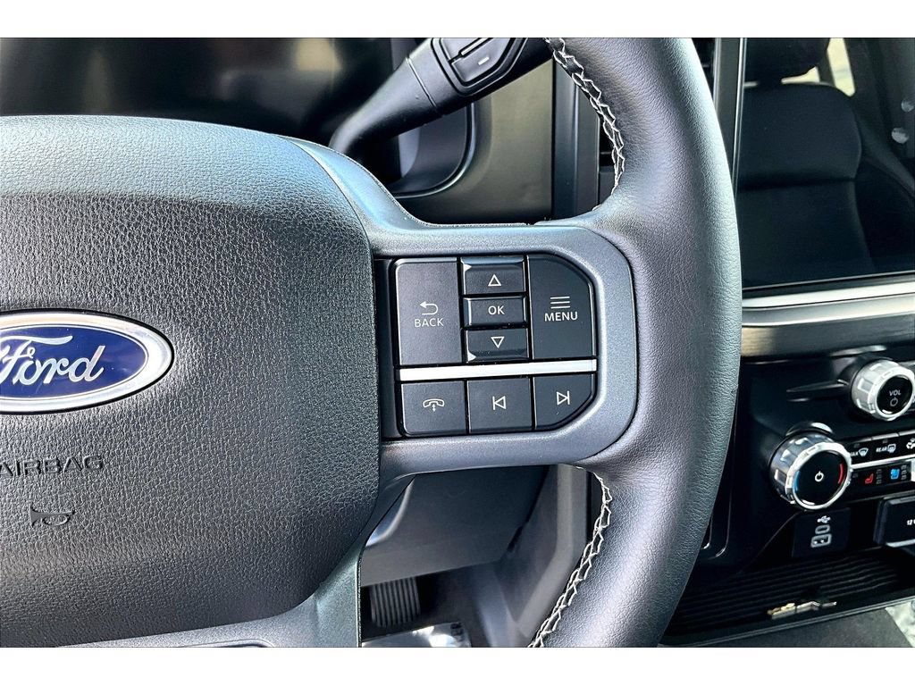 Used 2026 Ford F250 Lariat w/ Tremor Off-Road Package AWD/4WD image 12