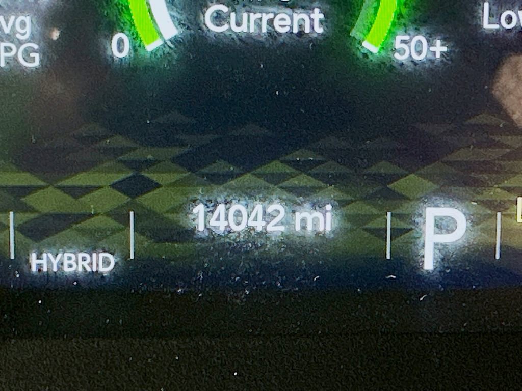 Used 2025 Jeep Wrangler Unlimited Sahara w/ Safety Group image 34