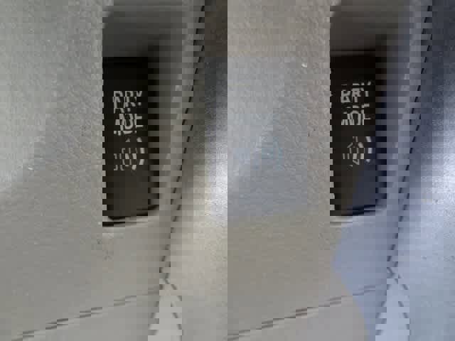 Used 2013 Toyota 4Runner SR5 image 11