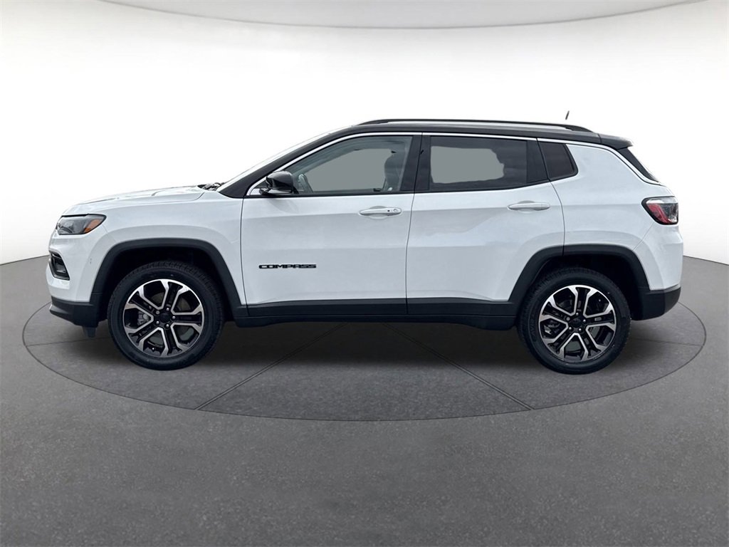 Used 2022 Jeep Compass Limited image 2