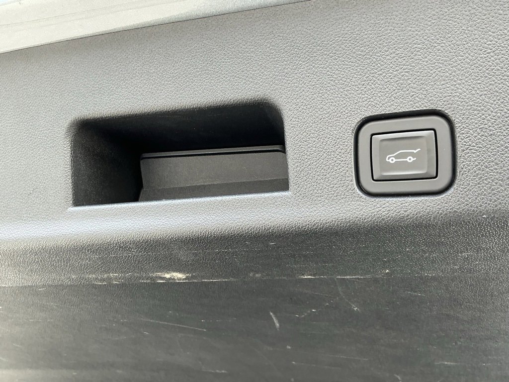 Used 2024 Chevrolet Traverse Z71 w/ Enhanced Driving Package image 29