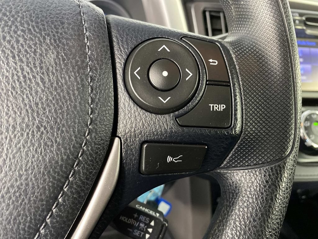 Used 2018 Toyota RAV4 LE w/ All Weather Liner Package AWD/4WD image 16