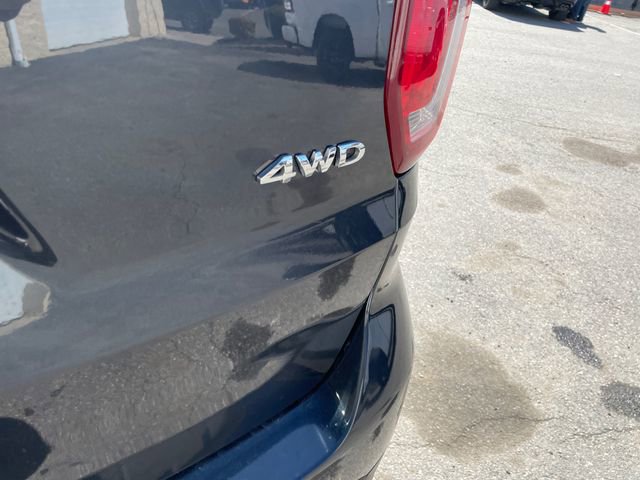 Used 2017 Ford Explorer XLT image 14