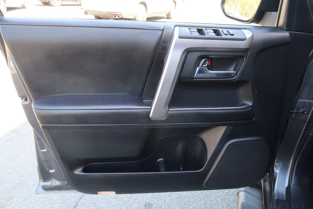 Used 2021 Toyota 4Runner SR5 image 15