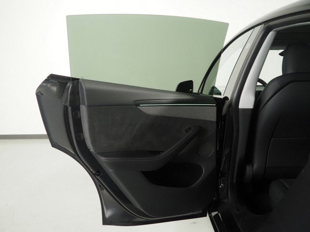 Used 2026 Tesla Model Y Long Range RWD image 65