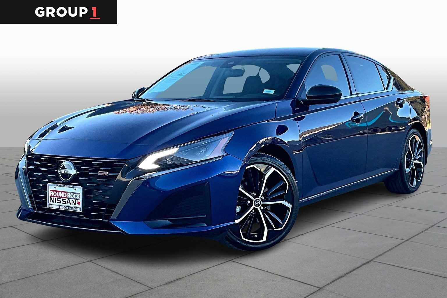 Certified 2024 Nissan Altima 2.5 SR image 1