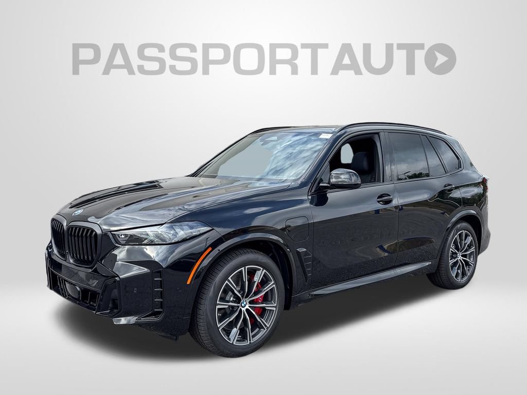 New 2026 BMW X5 xDrive50e w/ M Sport Package AWD/4WD image 1