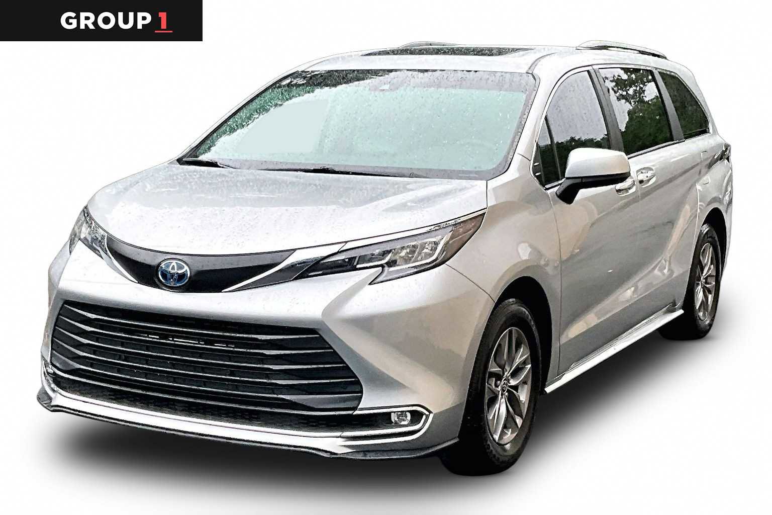 Used 2023 Toyota Sienna XLE FWD video 1