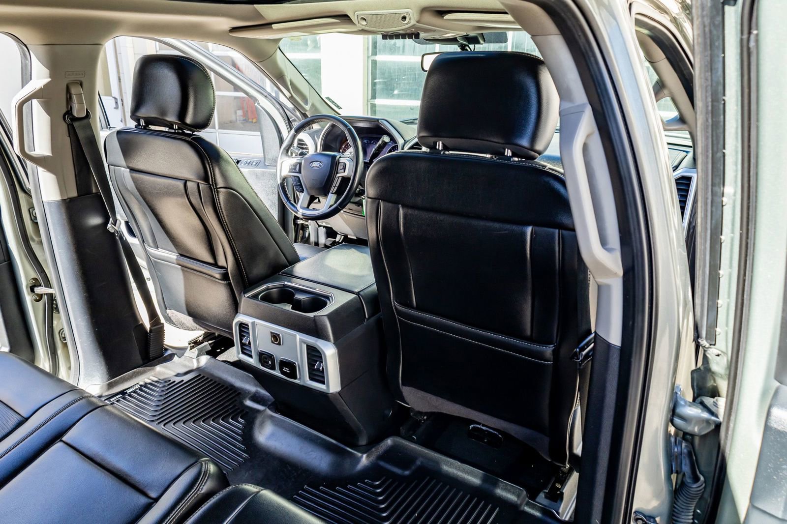 Used 2020 Ford F250 Lariat image 30