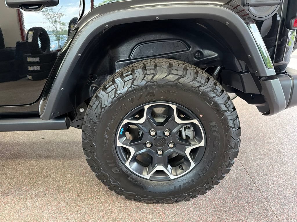 Used 2023 Jeep Wrangler Unlimited Rubicon 4xe w/ Cold Weather Group AWD/4WD image 20