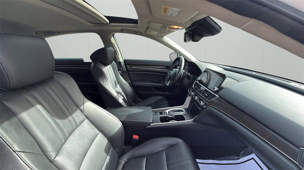 Used 2022 Honda Accord EX-L image 36