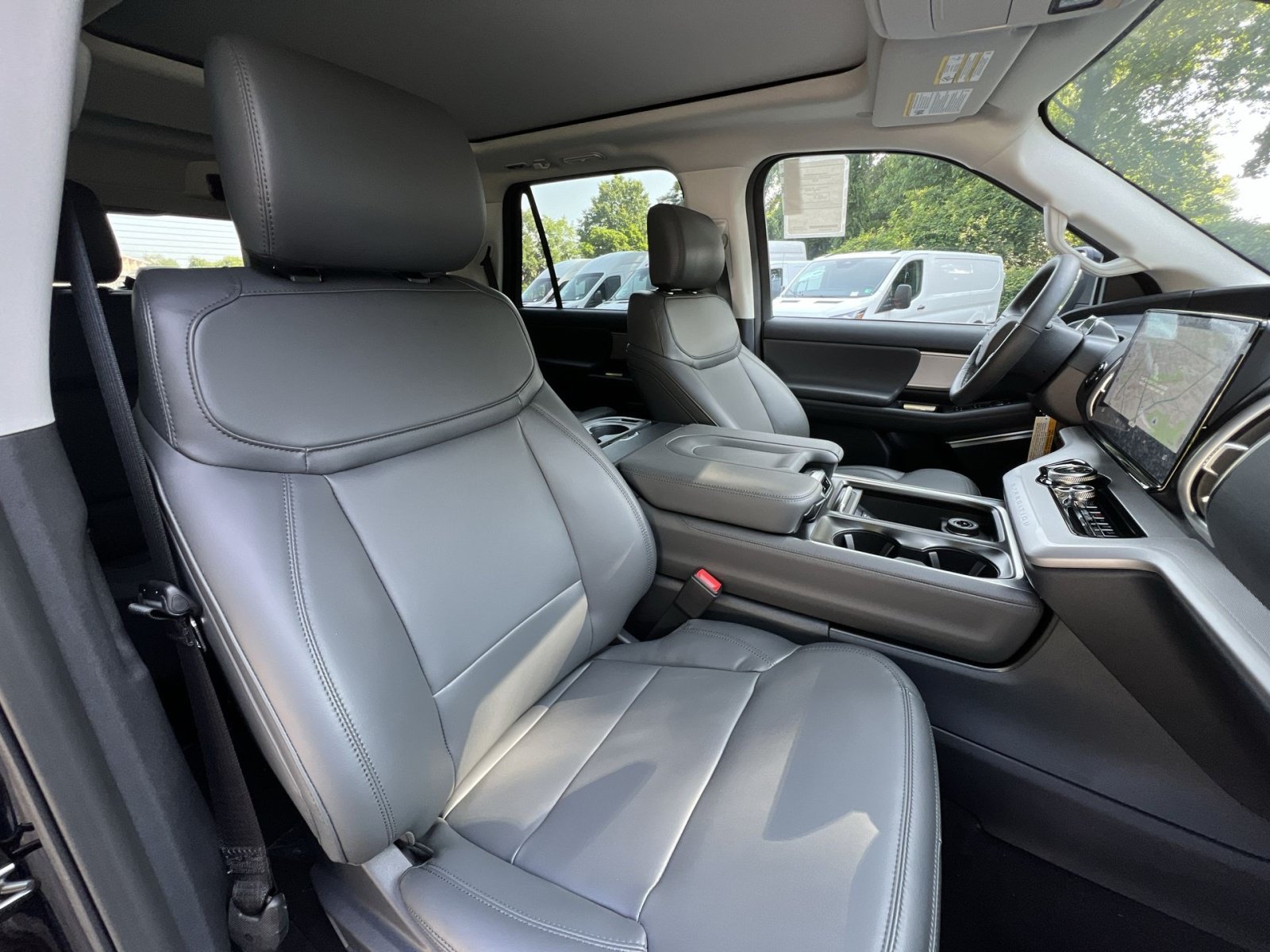 New 2026 Ford Expedition Active AWD/4WD image 28