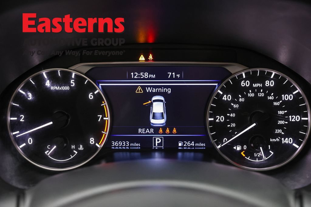 Used 2025 Nissan Altima 2.5 SV FWD image 17