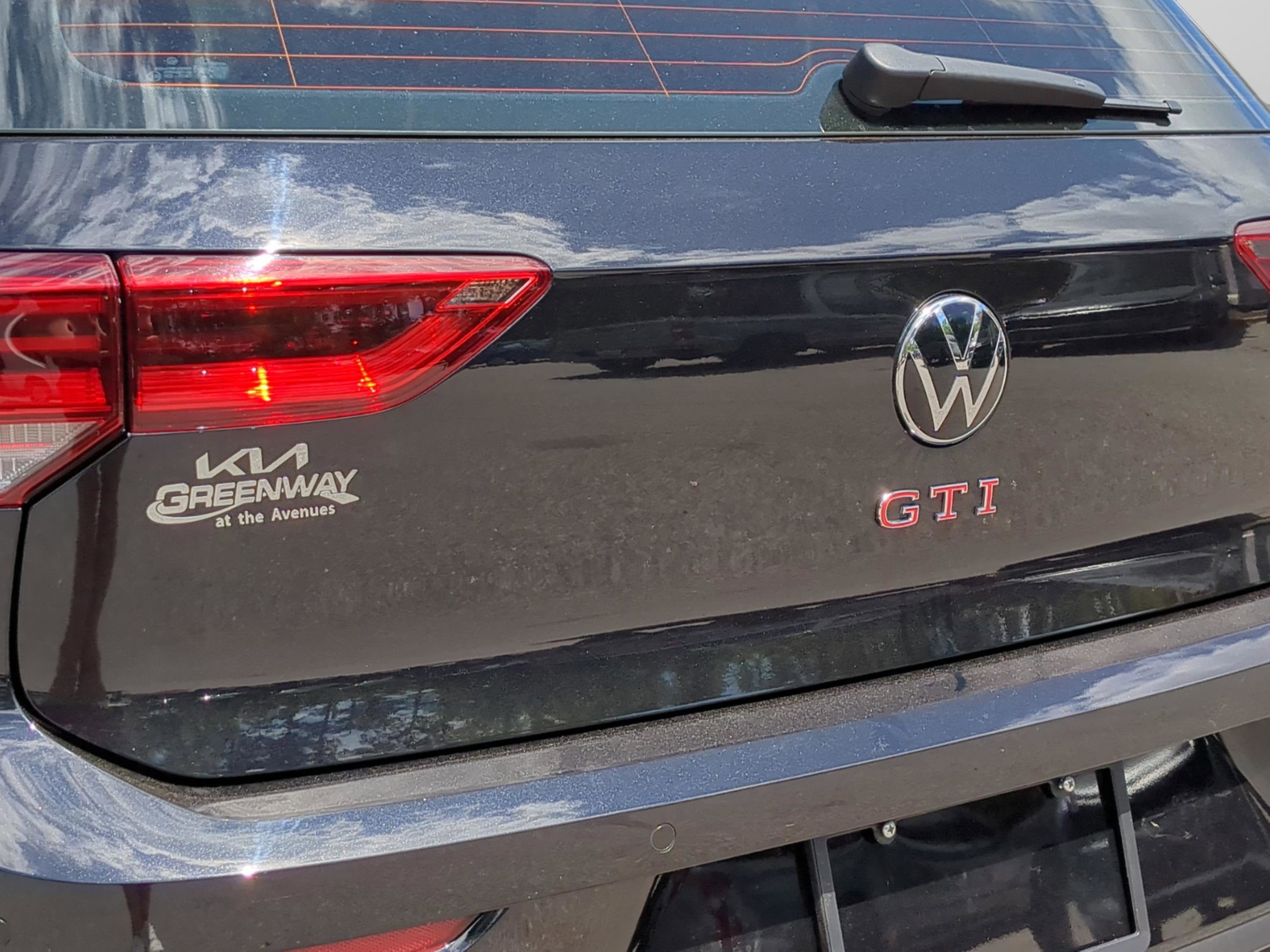 Used 2023 Volkswagen GTI Autobahn image 33