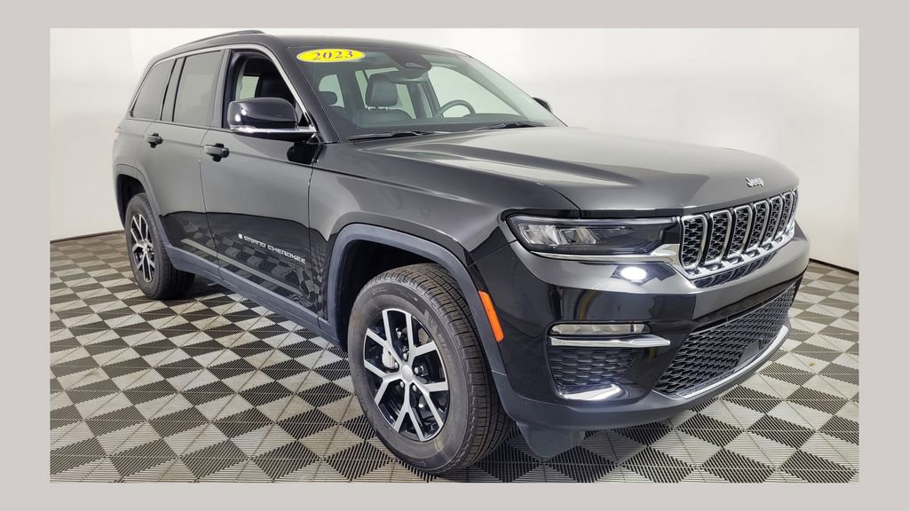 Used 2023 Jeep Grand Cherokee Limited image 1