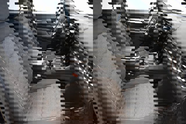 Used 2025 GMC Terrain Elevation image 21